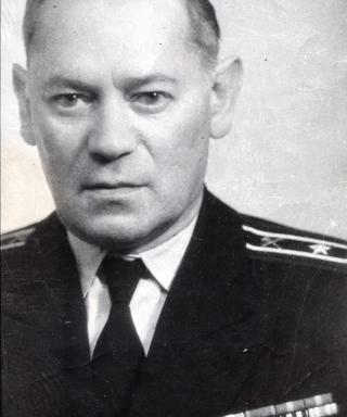 Айзинов Май Борисович