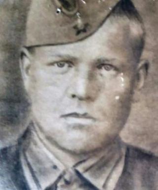 Ларионов Дмитрий Григорьевич