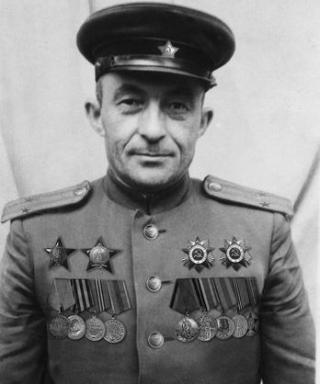 Бесолов Захар Дахцикоевич