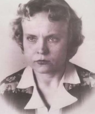 Олейник(Лобачева) Евгения Николаевна