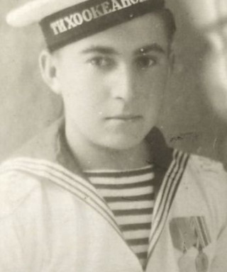 Попов Гаврил Гаврилович