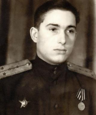 Шаповалов Илья Васильевич
