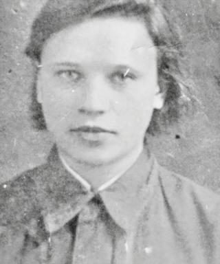 Золотова-Конашенкова Анна Егоровна