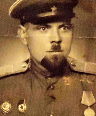 Белозеров Александр Тихонович