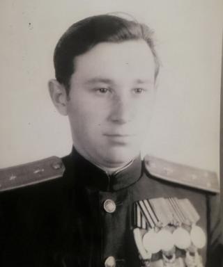Комов Евгений Егорович