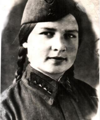 Низовцева Нина Николаевна