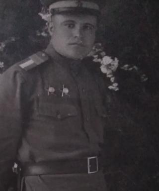 Токаренко Александр Гаврилович