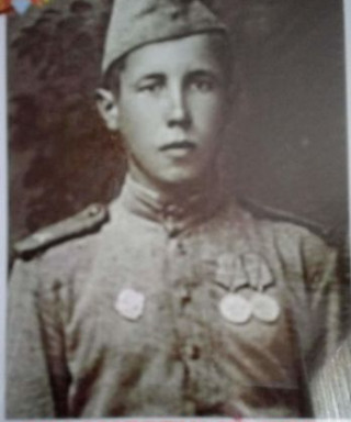 Кишиков Иван Яковлевич