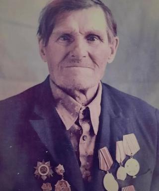Емельянов Михаил Зиновьевич