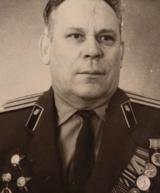 Артамонов Иван Иванович