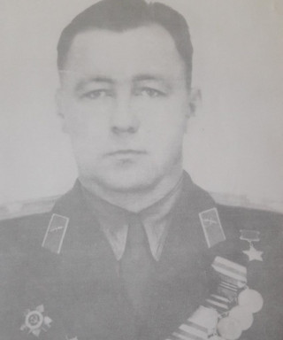 Карлов Валентин Андреевич