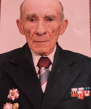 Леусов Петр Максимович