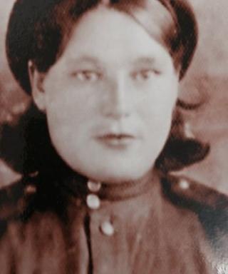 Лоськова Александра Ивановна
