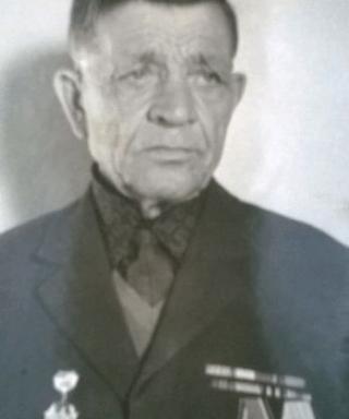 Ларин Дмитрий Грегорьевич