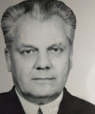 Максимов Евгений Михайлович