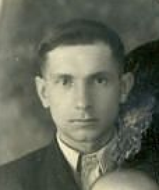 Петров Александр Яковлевич