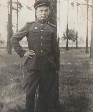 Звягинцев Леонид Гаврилович