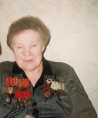 Лозовская Александра Алексеевна
