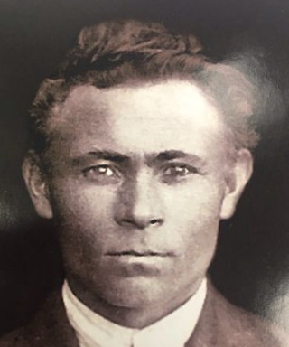 Попов Гаврил Николаевич