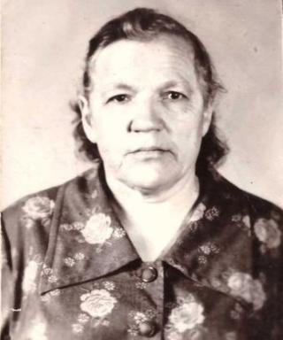 Астахова (Шайдакова) Александра Яковлевна