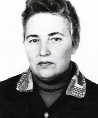 Кумпан (Дорошенко) Нина Сергеевна