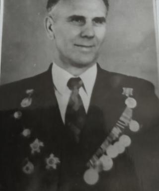Неживой Александр Тарасович