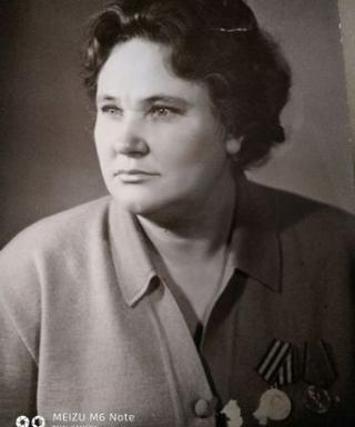 Ловчикова (Тишина) Антонина Андреевна