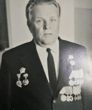 Безруков Дмитрий Григорьевич