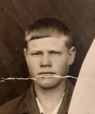 Крюков Владимир Леонтьевич
