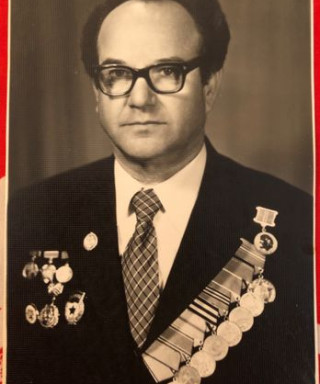 Янов Борис Григорьевич