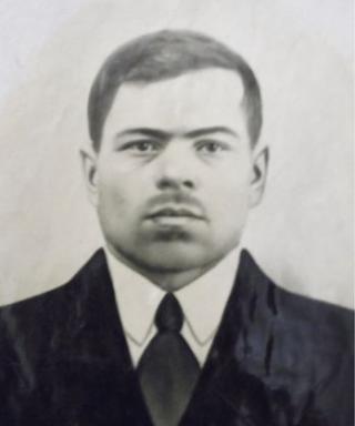 Новоженов Иван Яковлевич