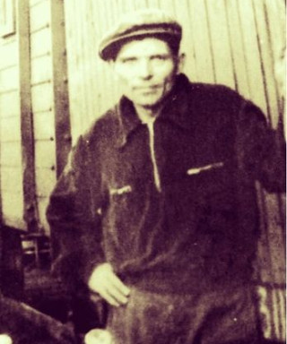 ЛАВРИКОВ Василий Трофимович