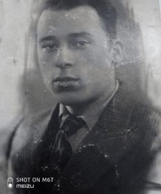 Хох Борис Петрович