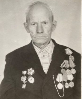 Ефремов Антон Иосифович