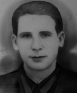 Слесаренко Яков Сергеевич