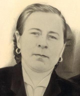 Леонова Анна Ивановна