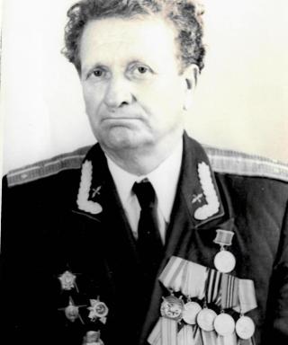 Третьяков Леонид Самсонович