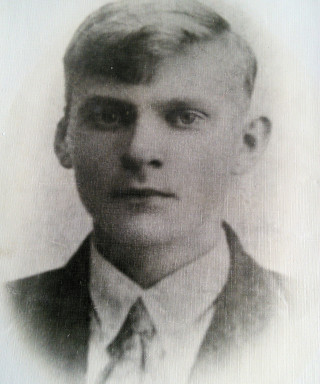 Шутов Владимир Дмитриевич