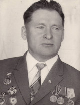 Петровых Михаил Михеевич