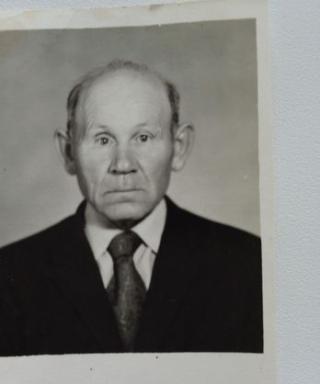 Бурлаков Иван Иванович