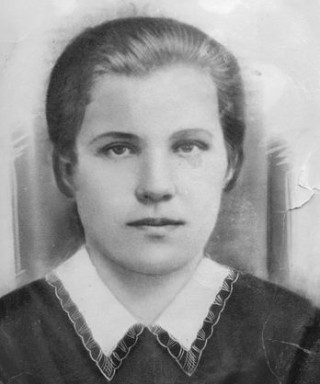 Гусева(Ратникова) Анна Яковлевна