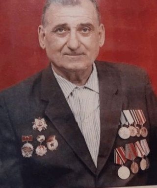 Певец Пётр Павлович