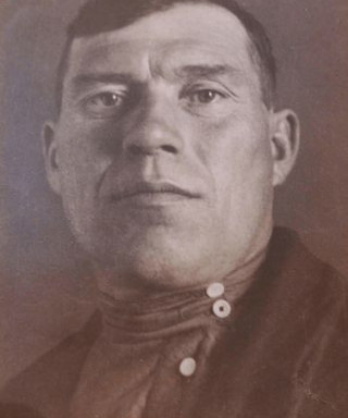 Юлов Петр Дмитриевич