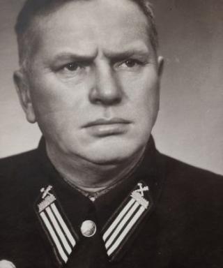 Стоумов Алексей