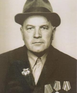 Хасанов Анвар Хусаинович
