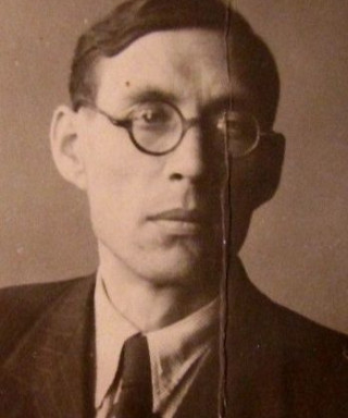 Подхомутников Александр Максимович