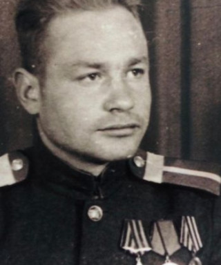 Меньших Виктор Петрович