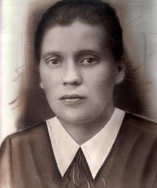 Текова Александра Ивановна