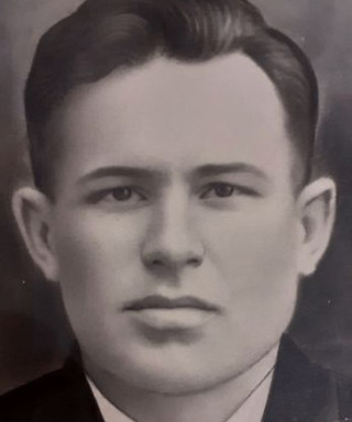 Азаров Василий Петрович