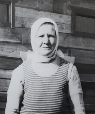 Поникарова Клавдия Ивановна